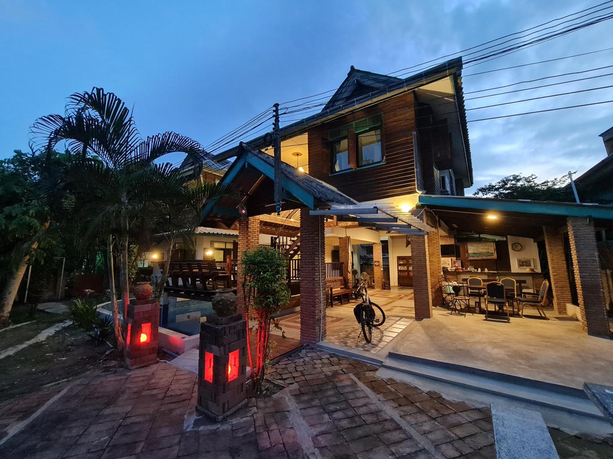 Tepbunthomhouse Ayutthaya 아파트 외부 사진