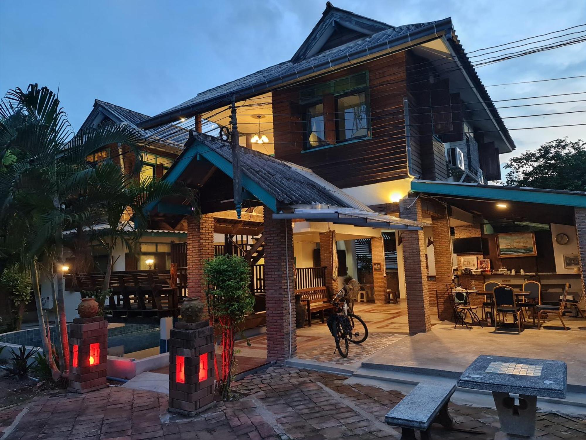 Tepbunthomhouse Ayutthaya 아파트 외부 사진